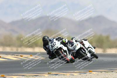 media/Apr-20-2025-CVMA (Sun) [[39090e8767]]/Race 9-Formula LW Twins Shootout/